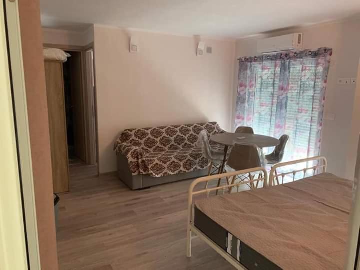 Perea White Suites Peraía 外观 照片